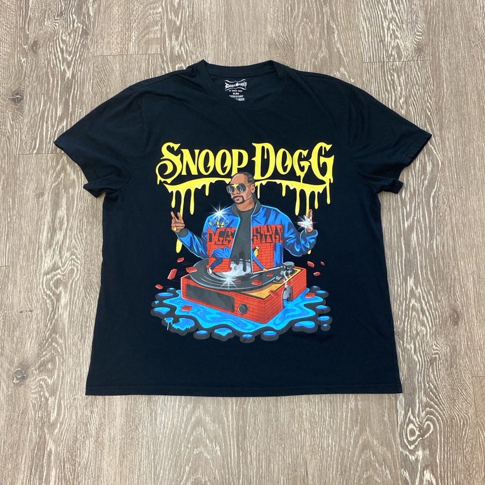 Snoop Dogg Black Graphic Tee - Short Sleeve